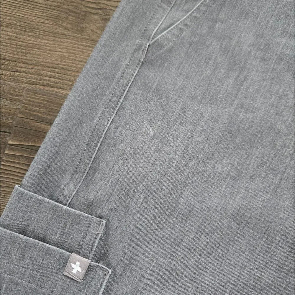 FIGS Men's Axim Cargo Scrub Pants Graphite Size S